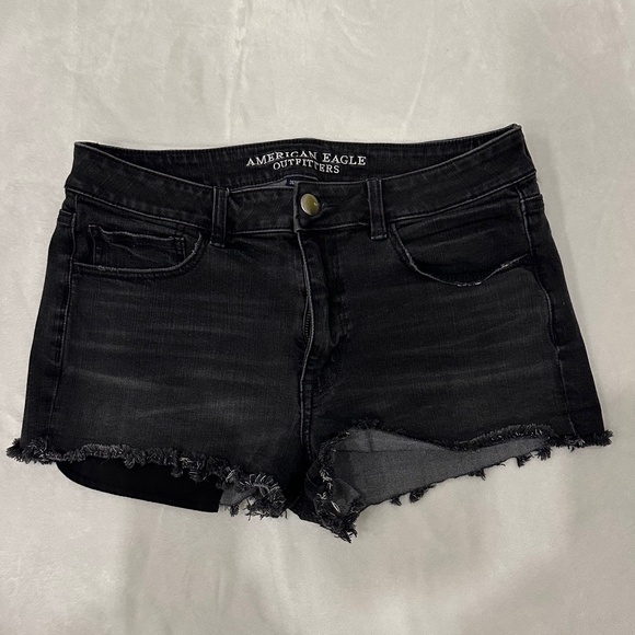 AMERICAN EAGLE OUTFITTERS HI RISE SHORTIE DENIM JEAN SHORTS SIZE 12 - Picture 1 of 4